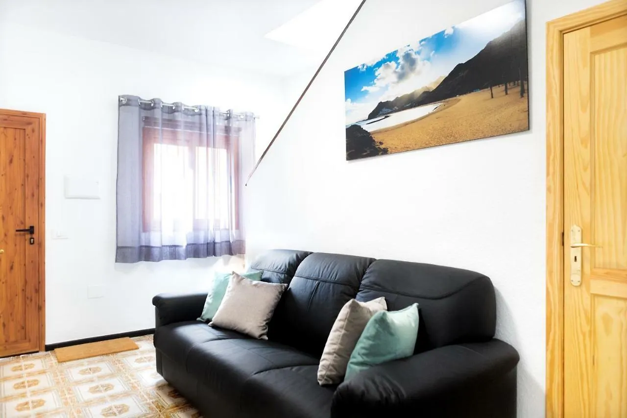 Casa Tia Julia, Vivienda Independiente 4 Pax En Playa Las Teresitas San Andres  0*, San Andres (Tenerife)